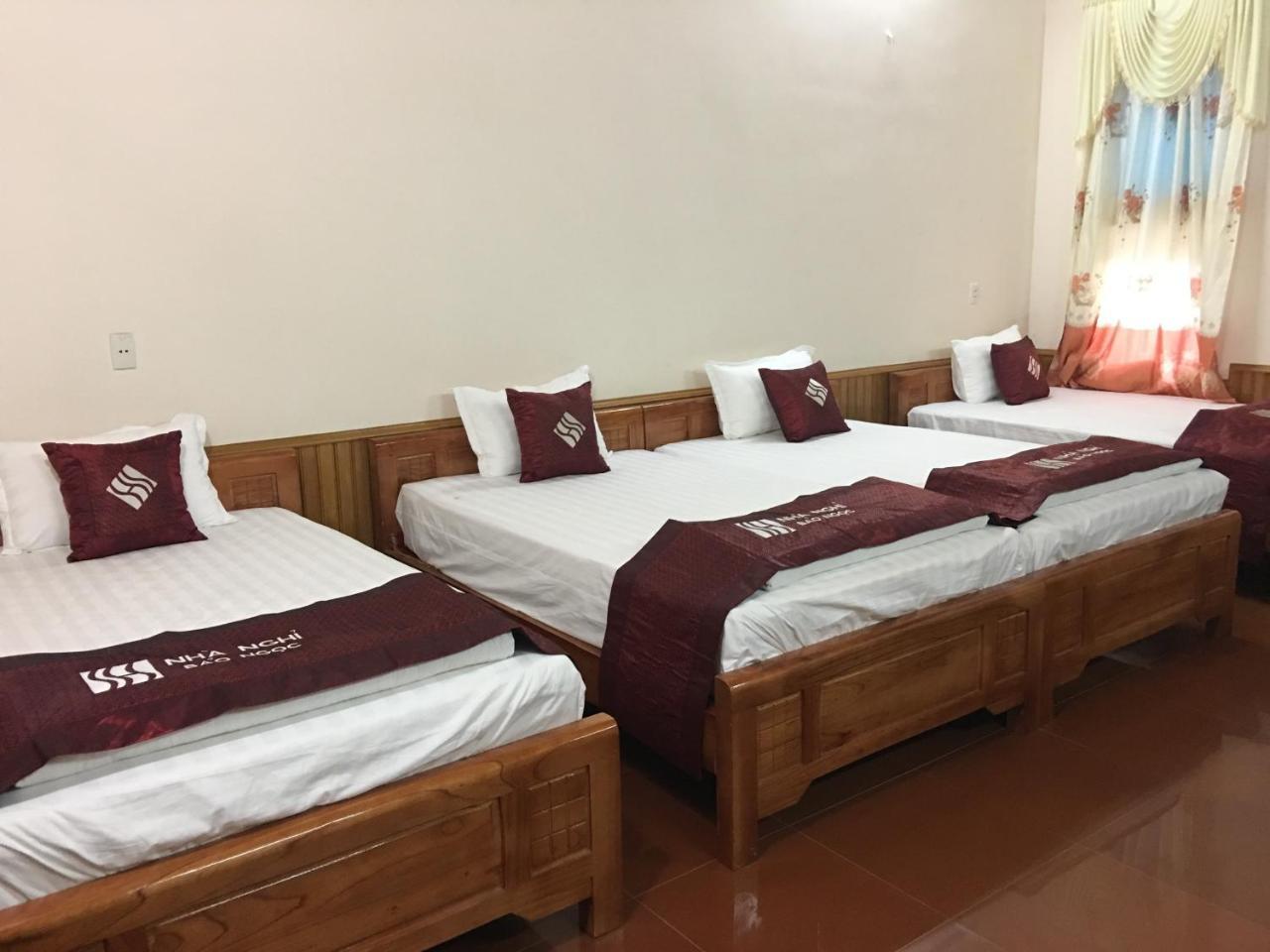 Bao Ngoc Hostel Ха Жианг Екстериор снимка