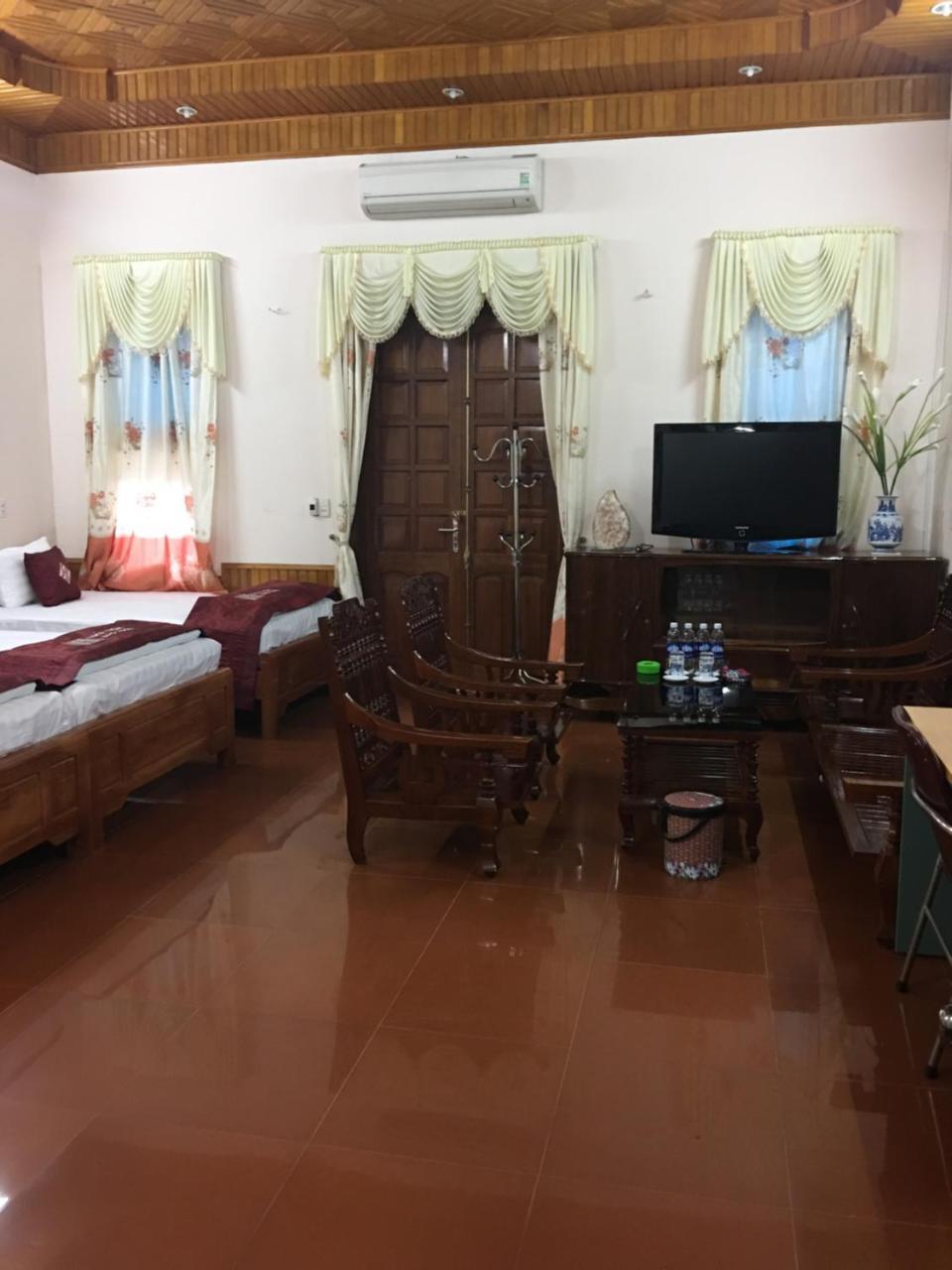Bao Ngoc Hostel Ха Жианг Екстериор снимка