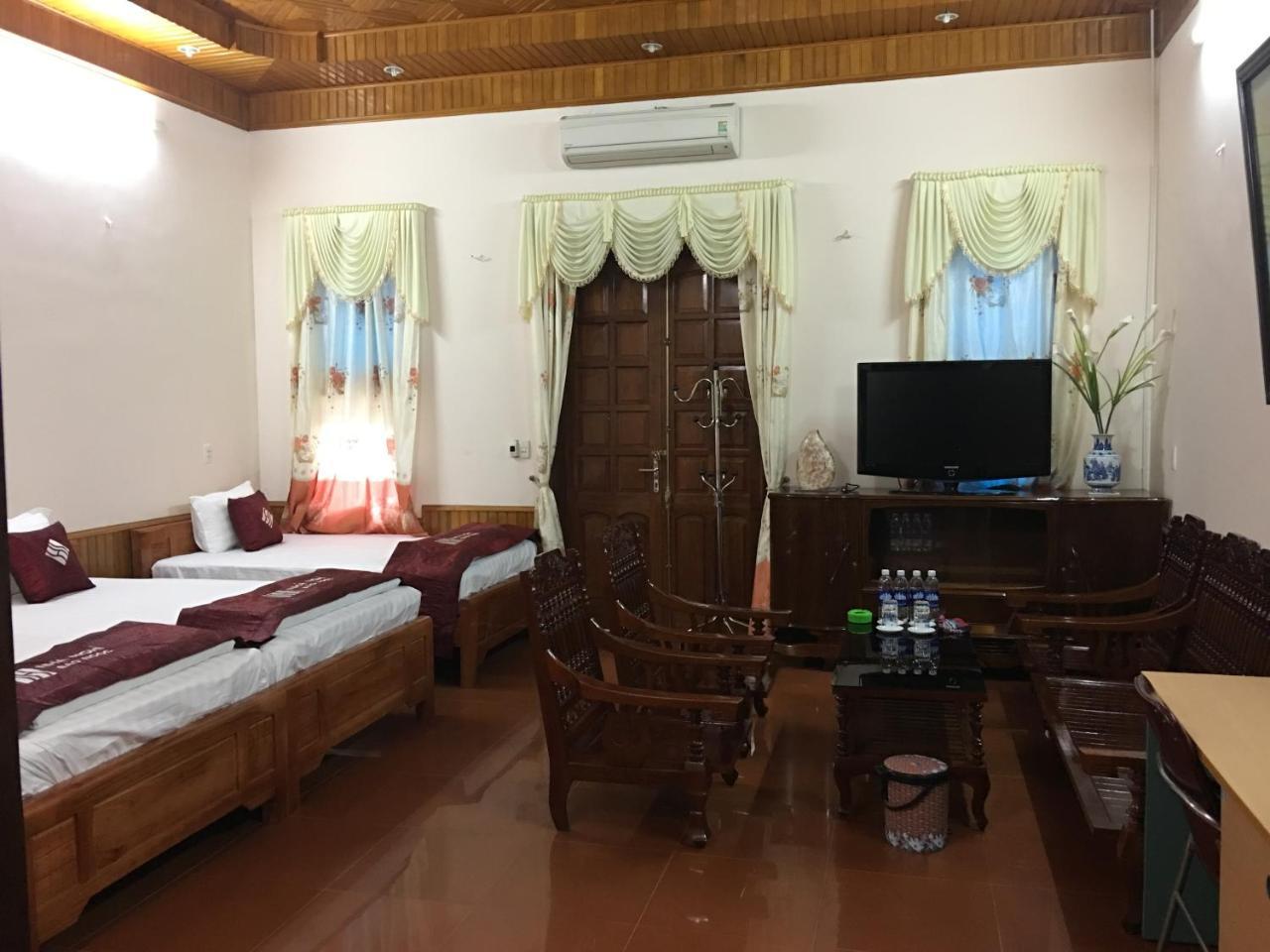 Bao Ngoc Hostel Ха Жианг Екстериор снимка