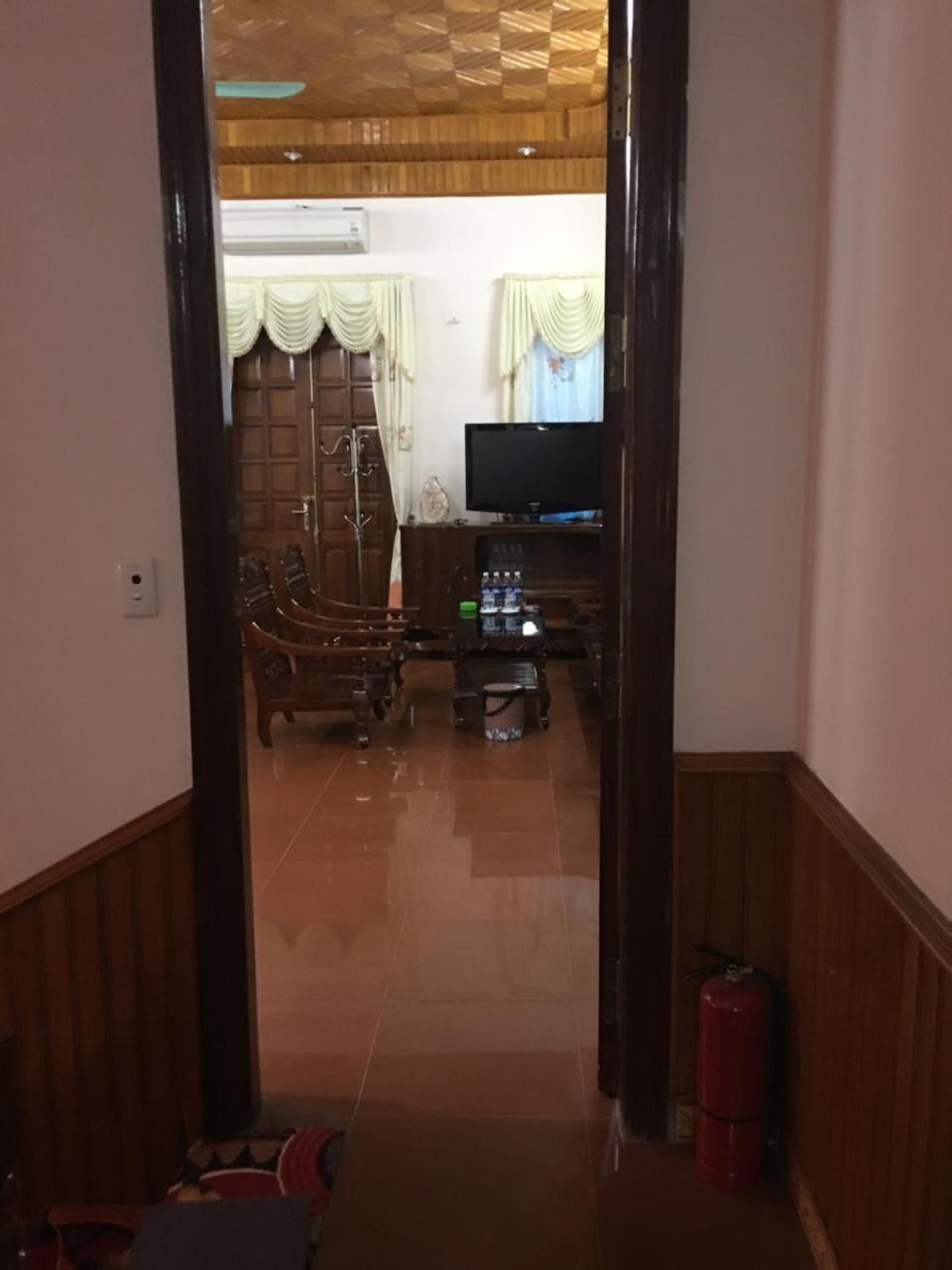Bao Ngoc Hostel Ха Жианг Екстериор снимка